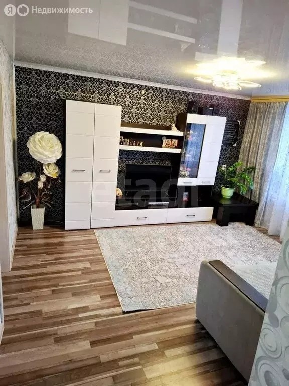 3-комнатная квартира: Шопша, Молодёжная улица, 15 (65.3 м) - Фото 2