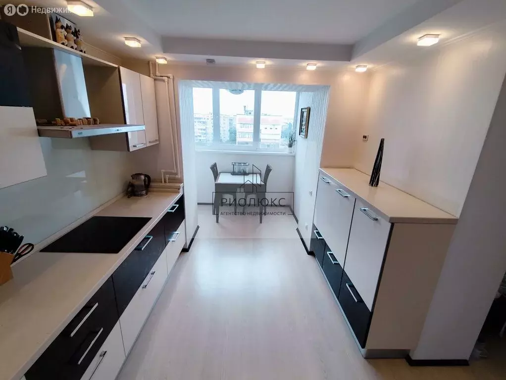 3-комнатная квартира: Магнитогорск, улица Жукова, 4А (98.1 м) - Фото 2