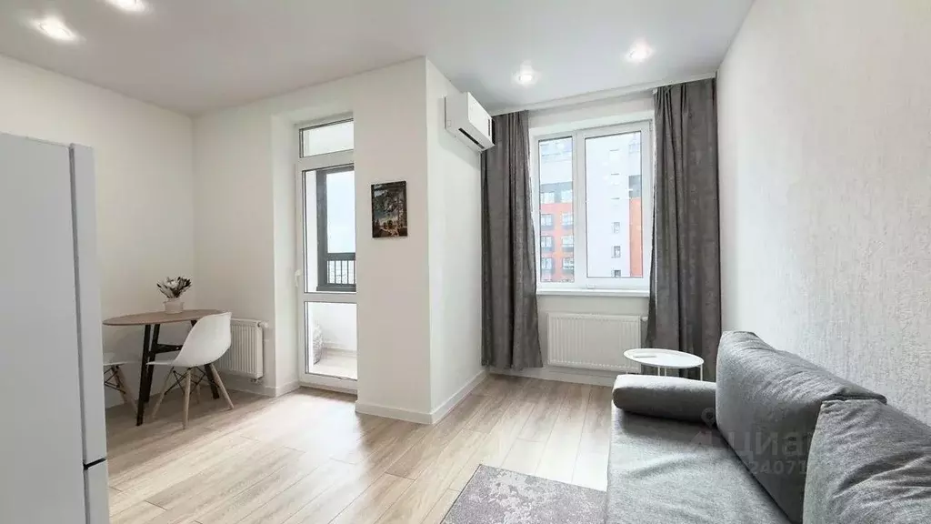 Студия Свердловская область, Екатеринбург ул. Крауля, 105/2 (23.9 м) - Фото 1