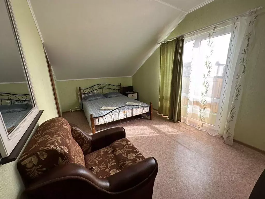 Комната Краснодарский край, Геленджик ул. Розы Люксембург, 41 (17.0 м) - Фото 1
