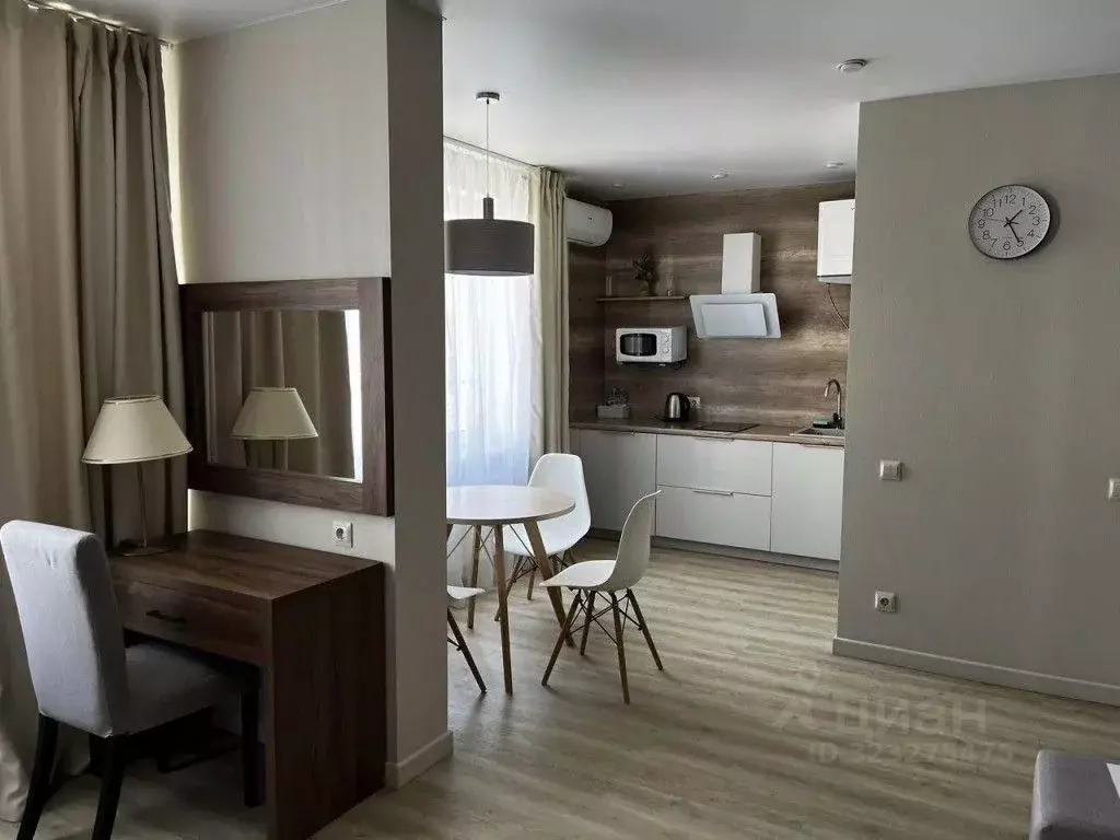 1-к кв. Тюменская область, Тюмень ул. Газовиков, 44 (35.0 м) - Фото 1