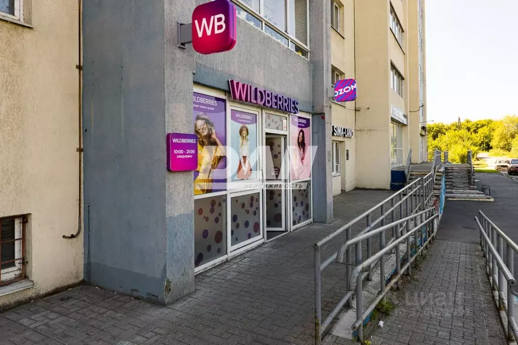 Торговая площадь в Челябинская область, Челябинск ул. Хохрякова, 36 ... - Фото 1