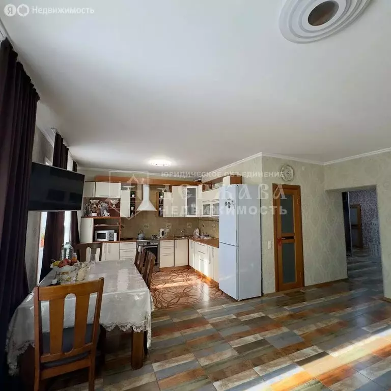 4-комнатная квартира: Кемерово, Молодёжный проспект, 3А (103 м) - Фото 1