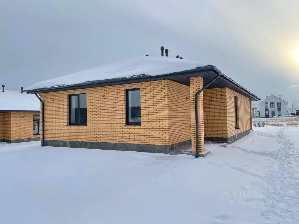 Дом в Свердловская область, Сысертский муниципальный округ, Кадниково ... - Фото 1