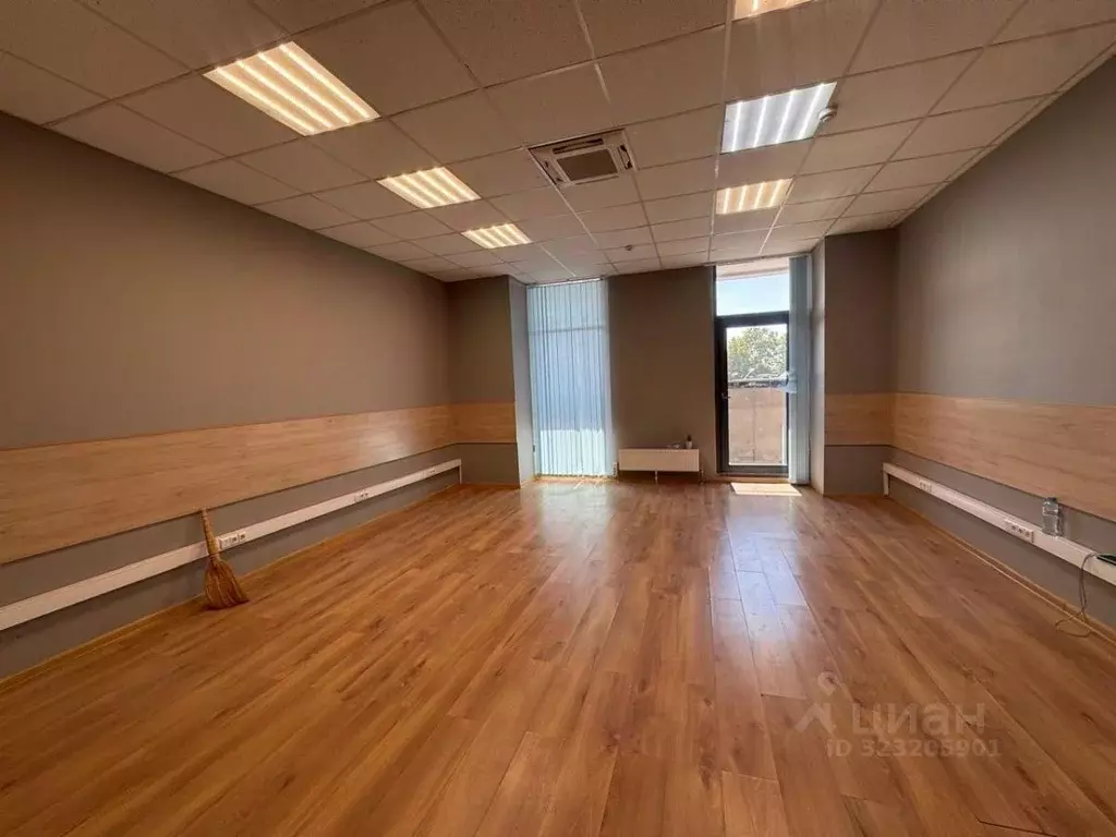 Офис в Краснодарский край, Краснодар Центральный мкр, ул. Буденного ... - Фото 2