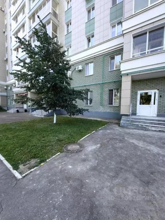 Помещение свободного назначения в Татарстан, Казань ул. Салиха ... - Фото 1