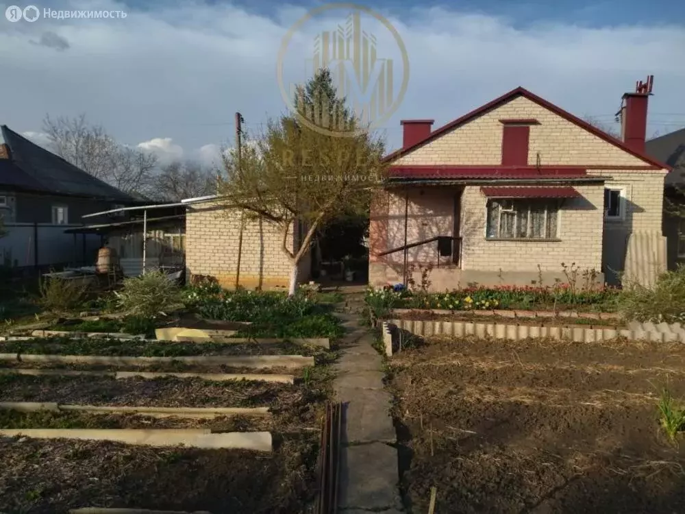 Дом в Минеральные Воды, улица Калинина (70 м) - Фото 1