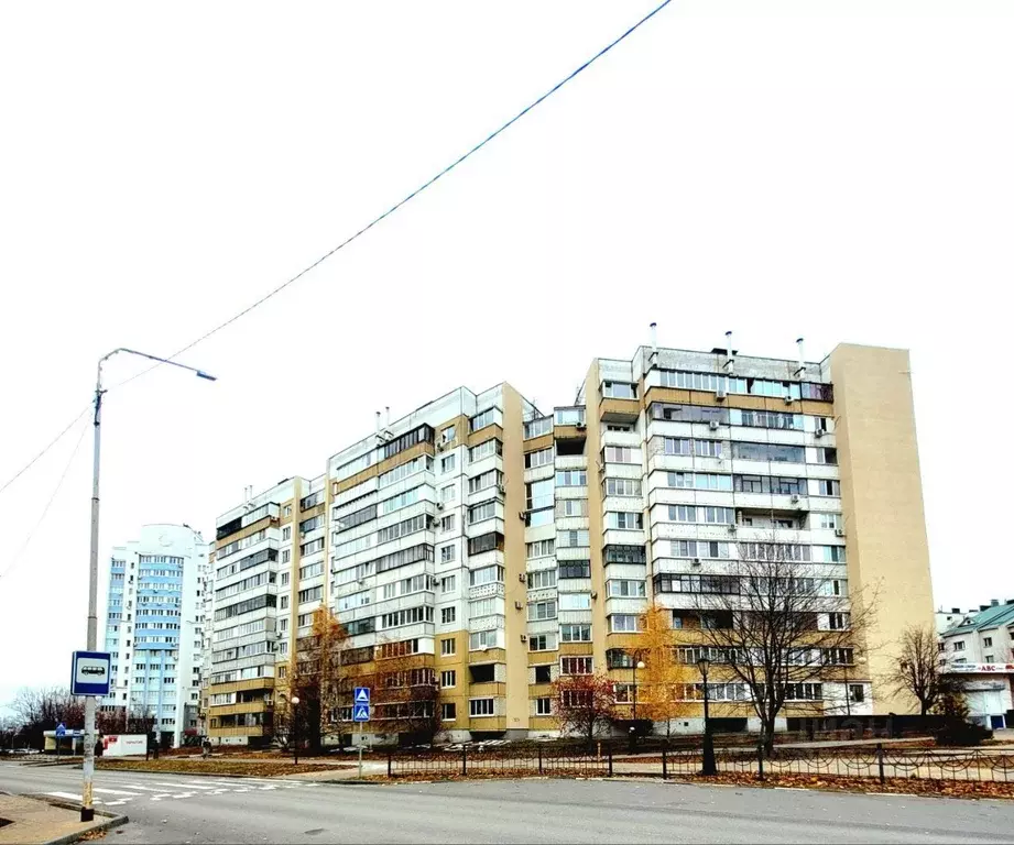 3-к кв. Белгородская область, Белгород бул. Юности, 27 (72.0 м) - Фото 0