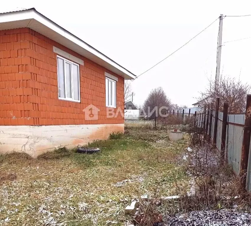 Дом в Башкортостан, Чишминский район, Аровский сельсовет, с. Кляшево ... - Фото 2