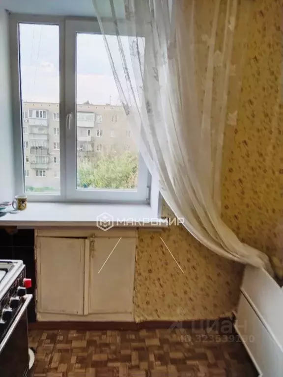 2-к кв. Челябинская область, Еманжелинск ул. Титова, 2 (54.3 м) - Фото 1