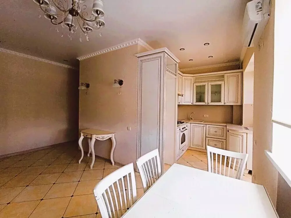 3-к кв. Краснодарский край, Крымск ул. Карла Либкнехта, 5 (64.0 м) - Фото 0