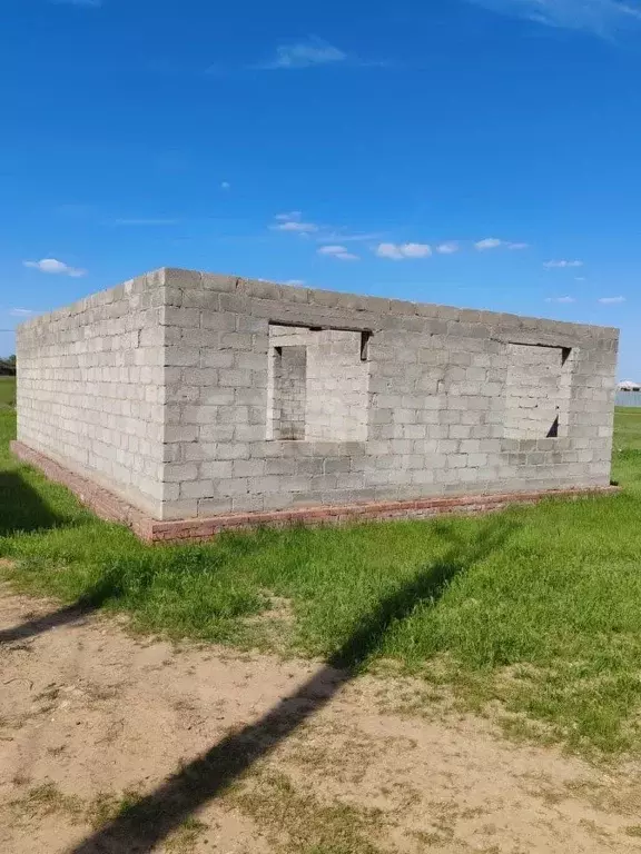 Участок в Калмыкия, Целинный район, с. Троицкое ул. Лермонтова (6.0 ... - Фото 0
