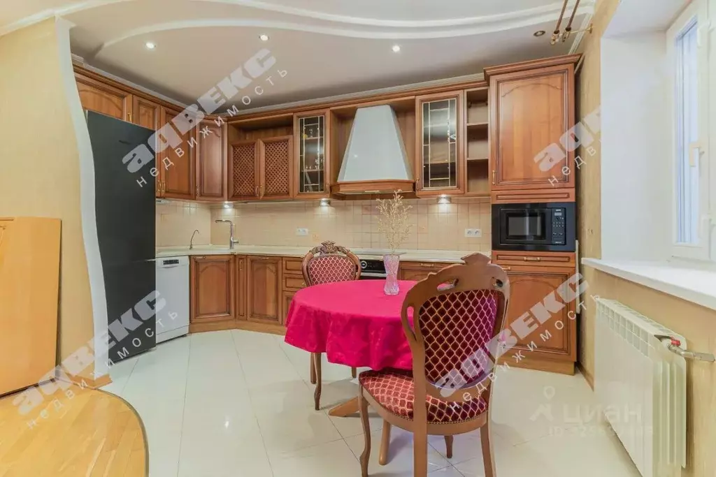 3-к кв. Санкт-Петербург Коломяжский просп., 26 (90.4 м) - Фото 2