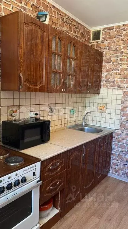 3-к кв. Тюменская область, Тюмень ул. Радищева, 27 (67.6 м) - Фото 1