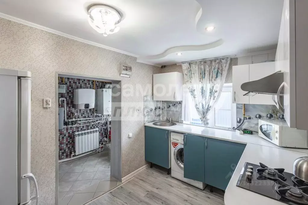 Дом в Омская область, Омск ул. 16-я Линия (31 м) - Фото 1