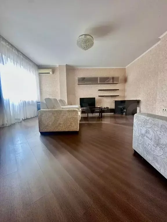 2-к. квартира, 64 м, 7/10 эт. - Фото 0