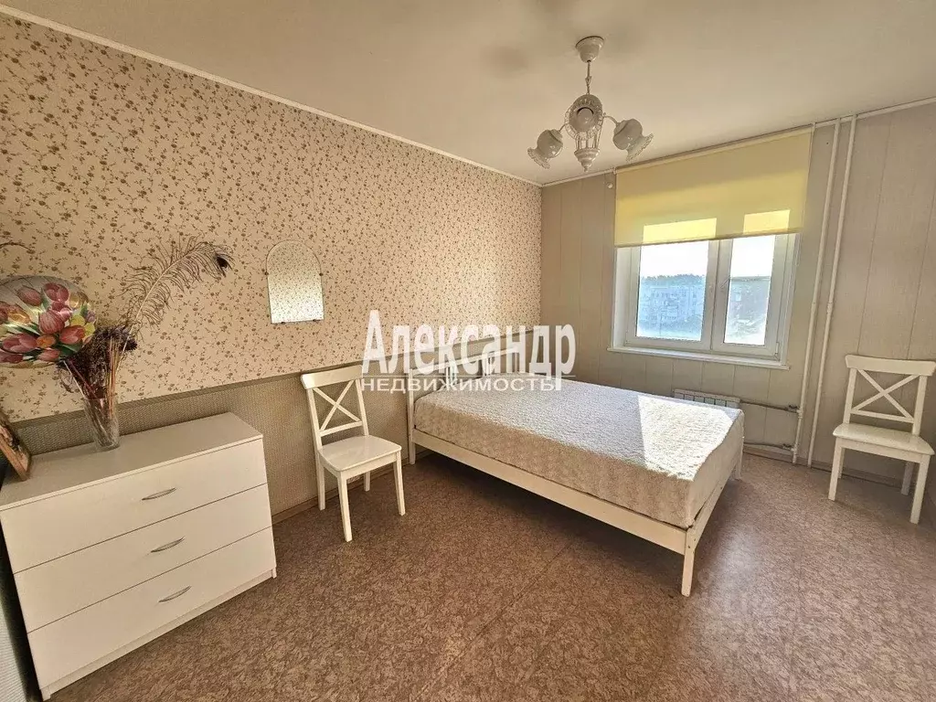 3-к кв. Санкт-Петербург Горелово тер., ул. Коммунаров, 120 (71.9 м) - Фото 1