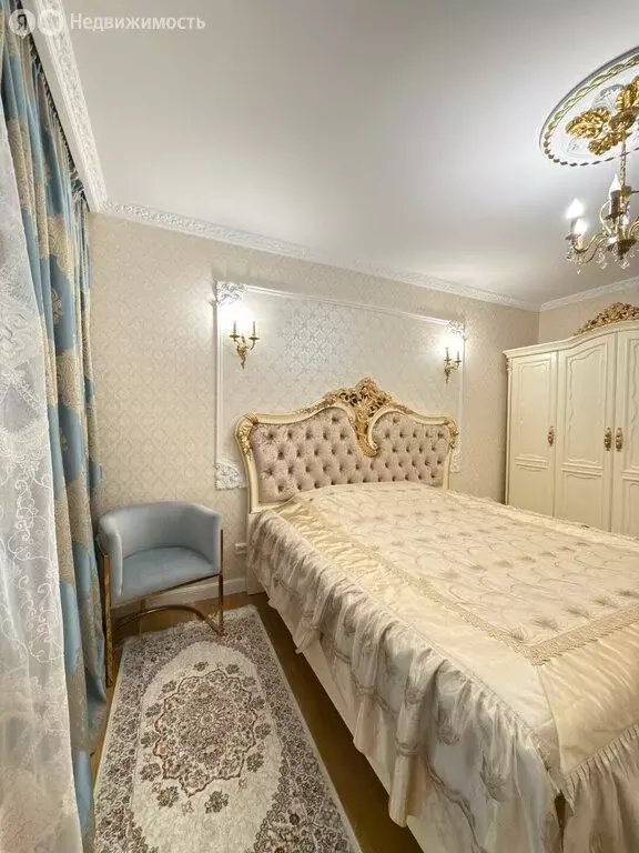 3-комнатная квартира: Симферополь, Ростовская улица, 18 (70 м) - Фото 1