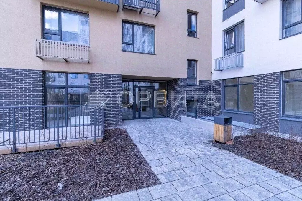 2-к кв. Тюменская область, Тюмень ул. Василия Подшибякина, 11 (59.0 м) - Фото 1