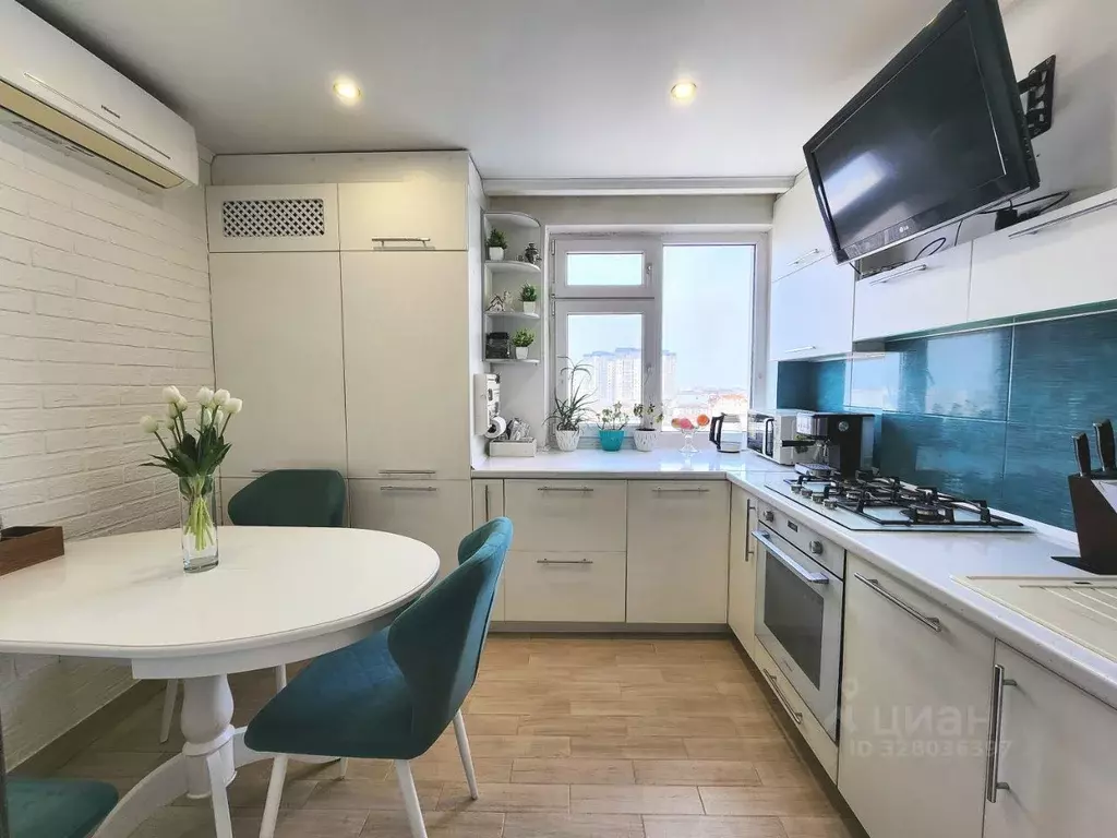 1-к кв. Севастополь ул. Комбрига Потапова, 24 (31.3 м) - Фото 1