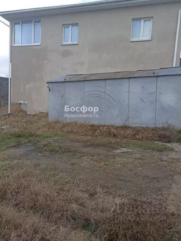Гараж в Крым, Феодосия ул. Челнокова, 67 (100 м) - Фото 1
