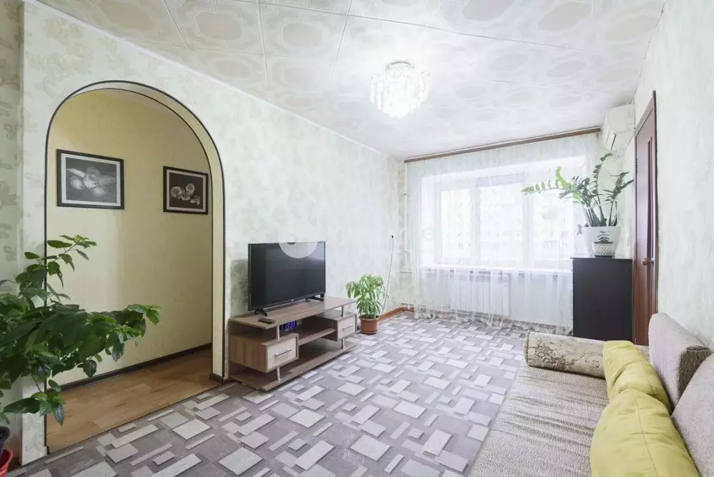2-к кв. Татарстан, Казань ул. Декабристов, 108 (43.0 м) - Фото 0