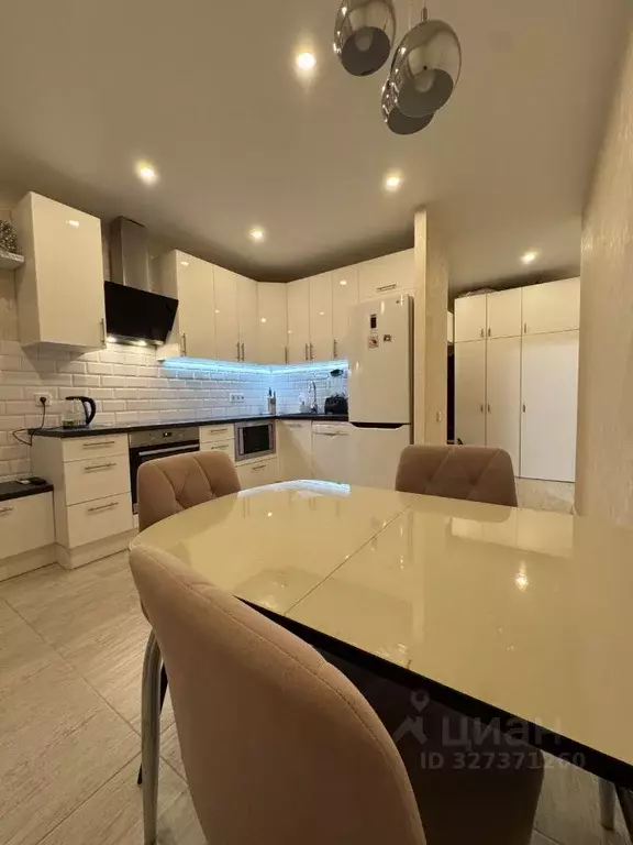 2-к кв. Татарстан, Казань ул. Фикрята Табеева, 3 (54.0 м) - Фото 1