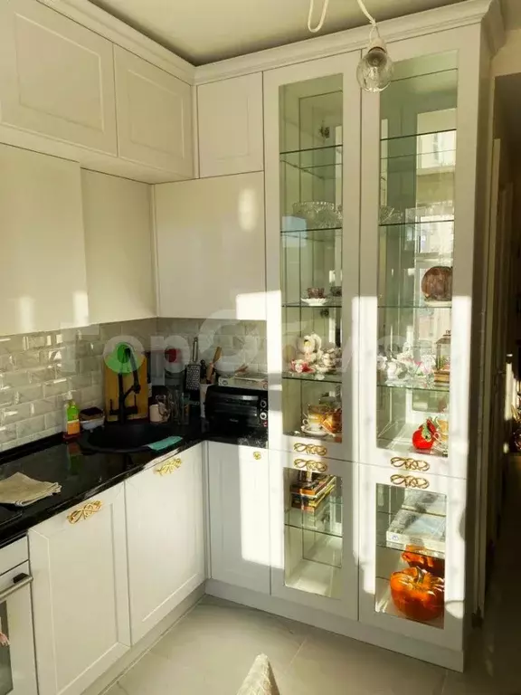 Продается 3-комнатная квартира - Фото 1