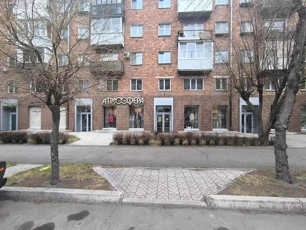Продам торговое помещение 380.3 м на первой линии - Фото 1