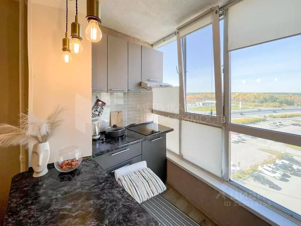 Студия Тюменская область, Тюмень ул. Новоселов, 115 (17.0 м) - Фото 1