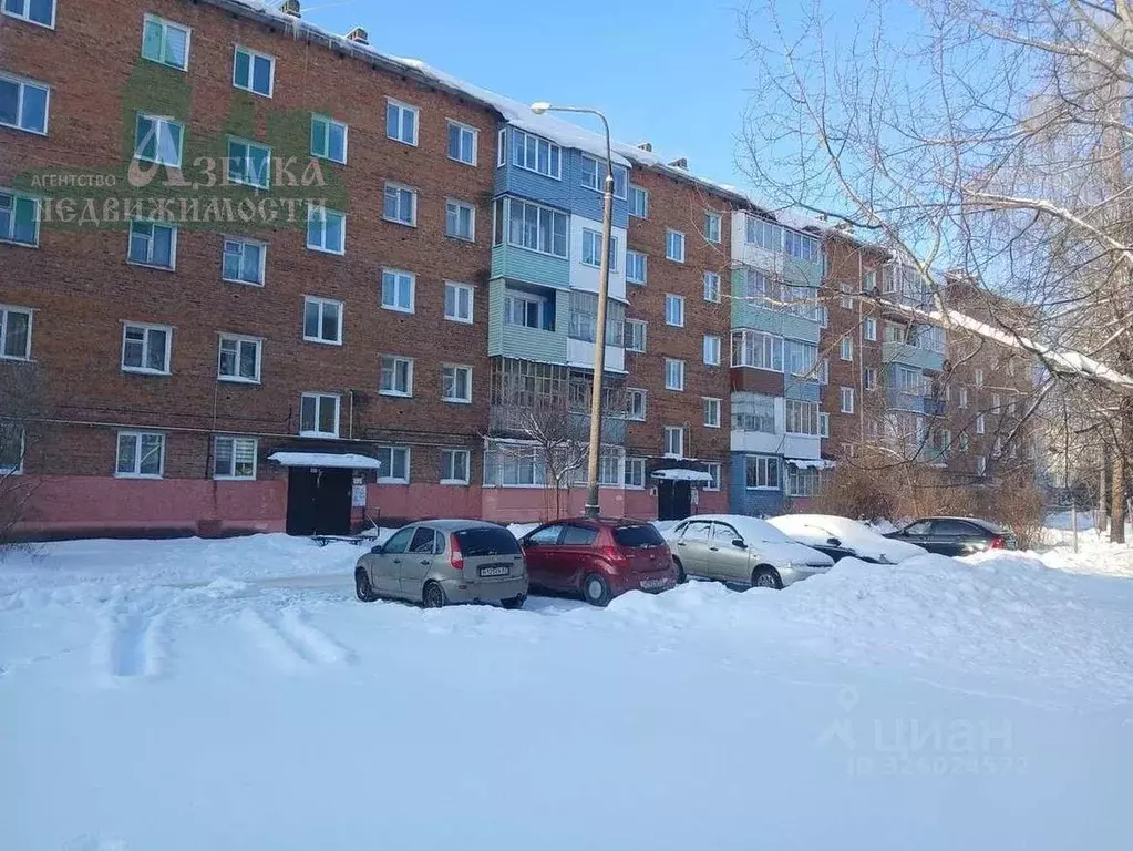 3-к кв. Смоленская область, Рославль 15-й мкр, 19 (58.7 м) - Фото 1