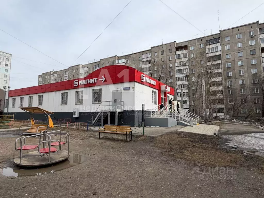 Торговая площадь в Челябинская область, Челябинск ул. Комарова, 129А ... - Фото 2
