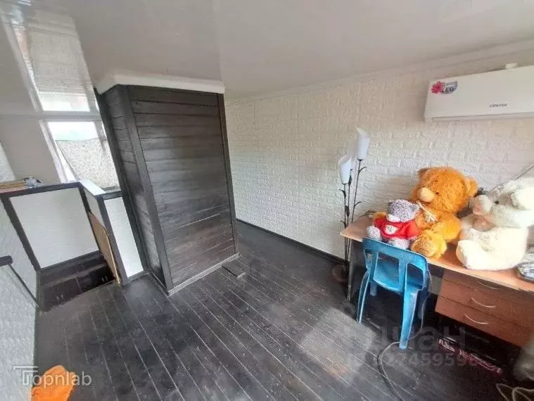 Дом в Краснодарский край, Ейск Ромашковая ул. (170 м) - Фото 1