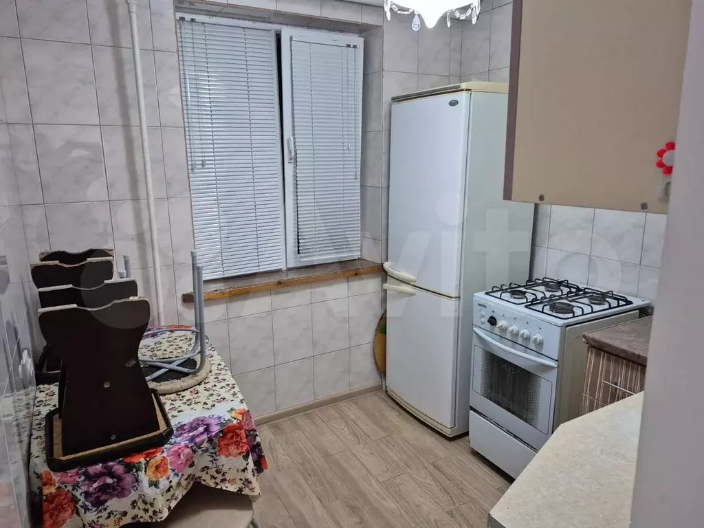 1-к. квартира, 40 м, 4/4 эт. - Фото 0