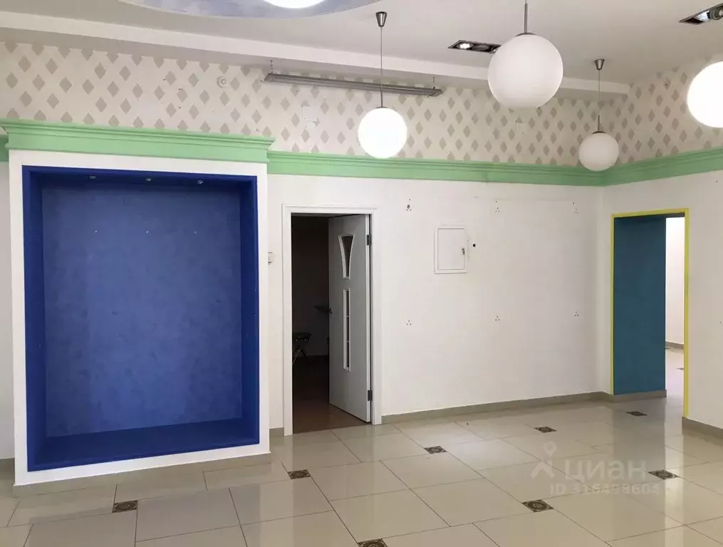 Помещение свободного назначения в Тюменская область, Тюмень ул. ... - Фото 0