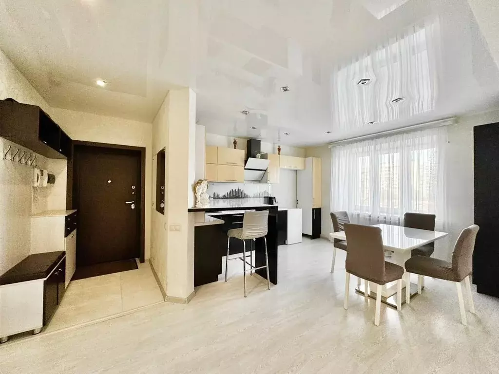 3-к кв. Челябинская область, Челябинск ул. Дзержинского, 97б (84.8 м) - Фото 1