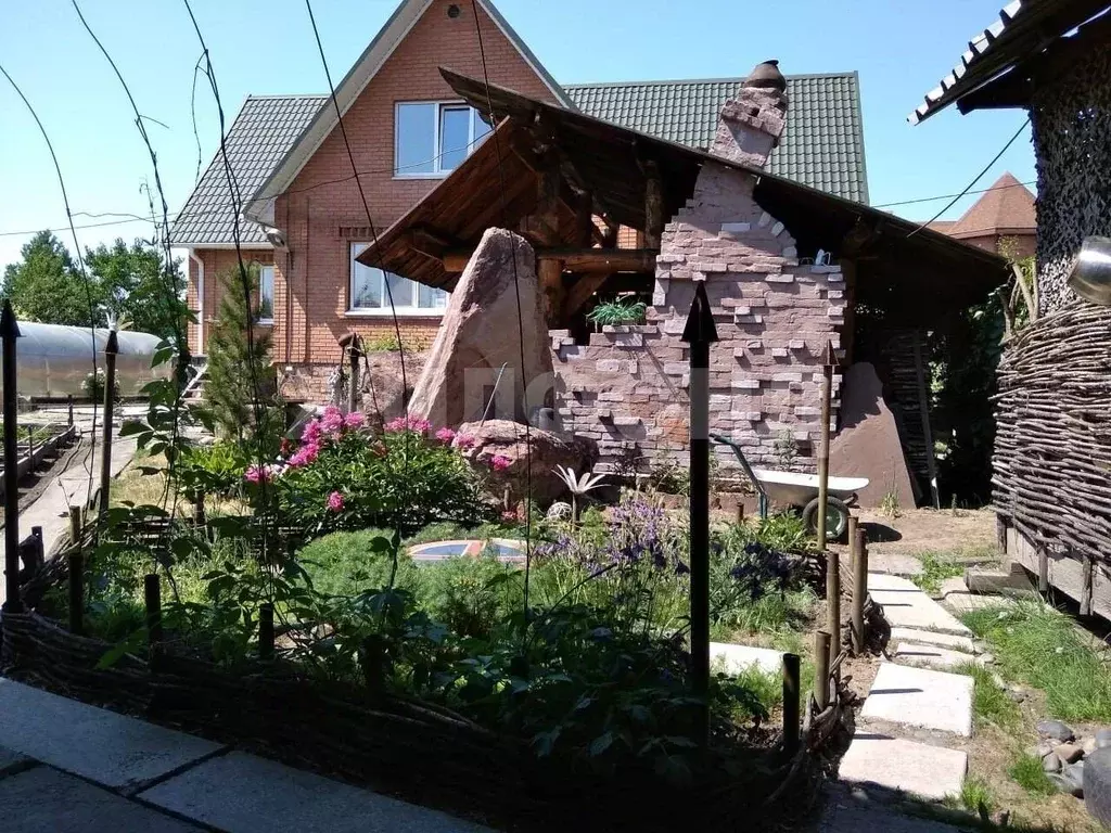 Дом в Хакасия, Абакан Западная ул. (315 м) - Фото 2