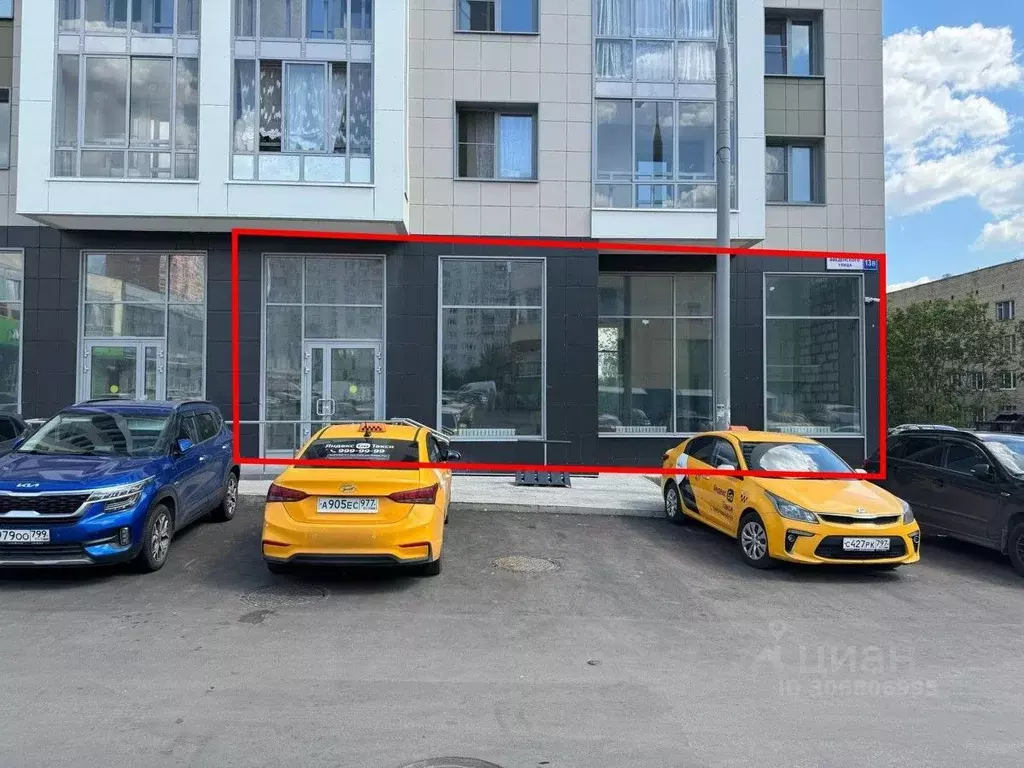 Торговая площадь в Москва ул. Введенского, 13в (151 м) - Фото 1