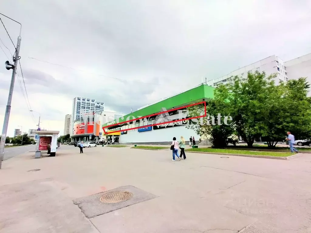 Торговая площадь в Москва Строгинский бул., 1к2 (1561 м) - Фото 1