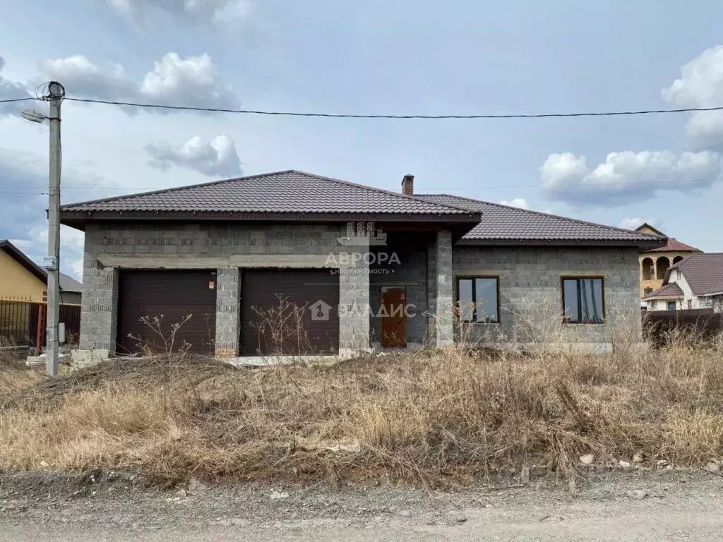 Дом в Челябинская область, Магнитогорск ш. Западное, 70 (252 м) - Фото 0