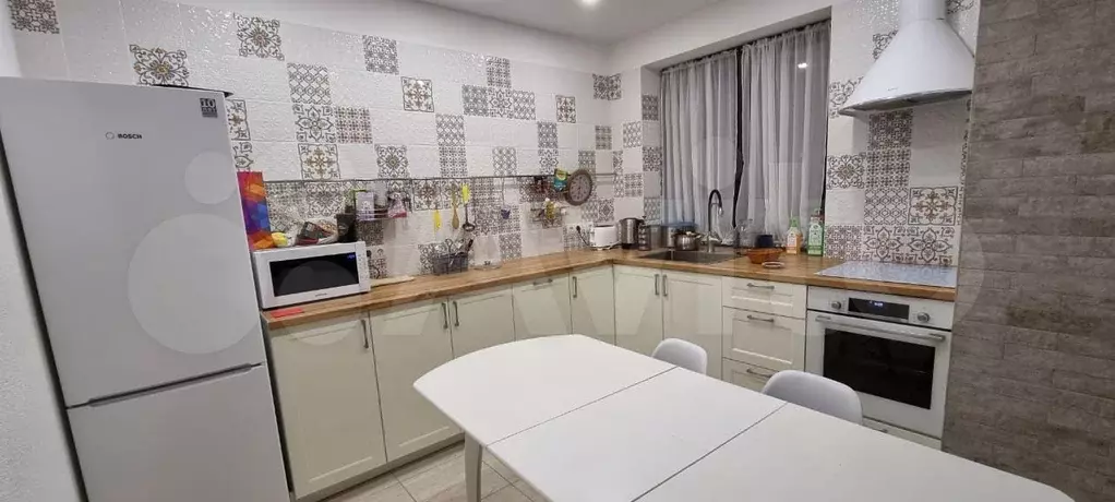 Дом 200 м на участке 5 сот. - Фото 0