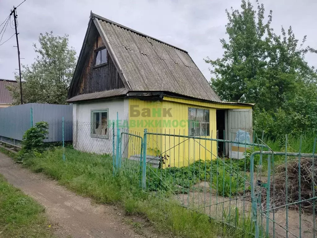 Дом в Саратовская область, Балаково Трнавская ул. (16 м) - Фото 1