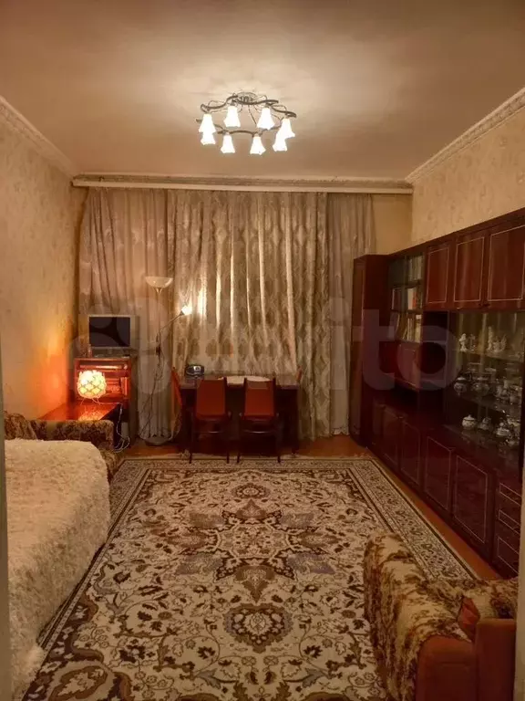 2-к. квартира, 60 м, 1/5 эт. - Фото 0