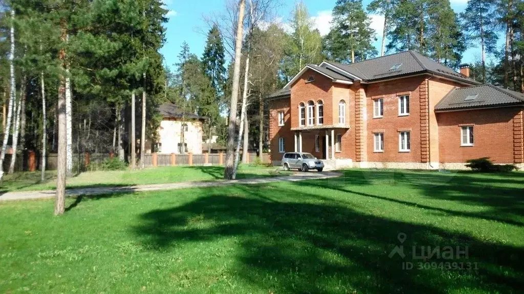 Дом в Московская область, Раменский городской округ, Ильинский рп ул. ... - Фото 1