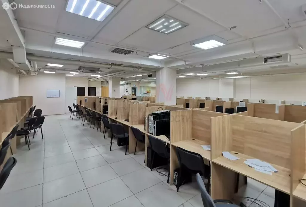 Помещение свободного назначения (202 м) - Фото 1