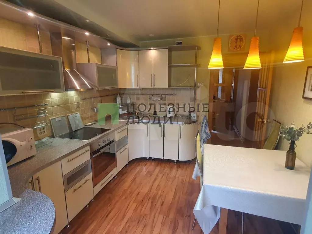 2-к. квартира, 56 м, 1/5 эт. - Фото 0