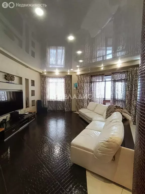 3-комнатная квартира: Волгоград, Ангарская улица, 71 (134.6 м) - Фото 1