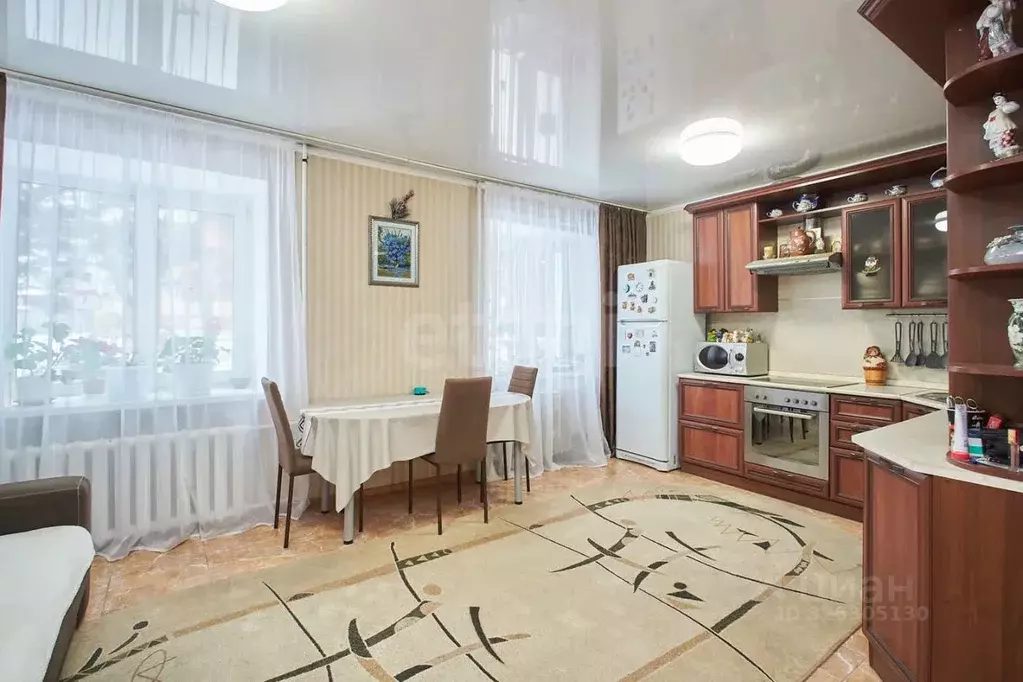 3-к кв. Тюменская область, Тюменский муниципальный округ, Боровский рп ... - Фото 2