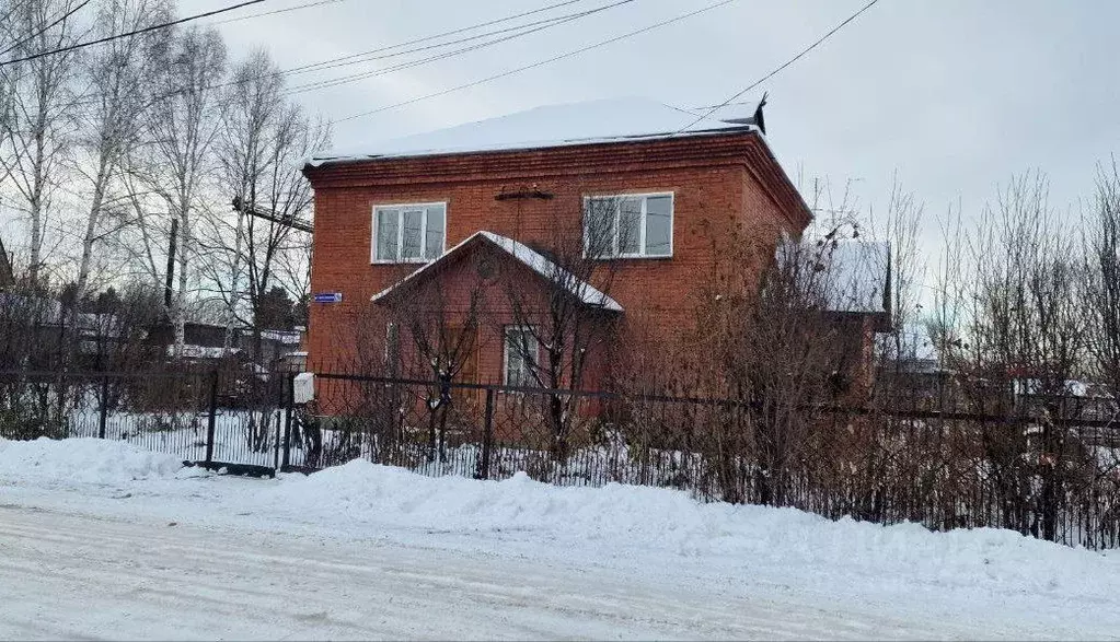 Дом в Кемеровская область, Мыски Центральная ул. (147 м) - Фото 1