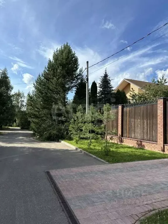 Участок в Московская область, Одинцовский городской округ, д. ... - Фото 1